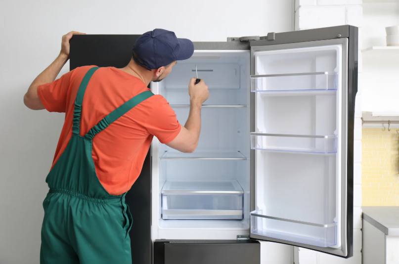 Как выбрать мастеров и почему лучше не откладывать ремонт на потом? Как выбрать мастеров и почему лучше не откладывать ремонт на потом?